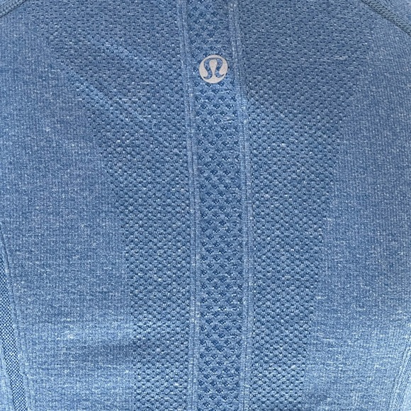 Lululemon Run: Swiftly Tech Short Sleeve Limitless Blue size 8 - Picture 6 of 11